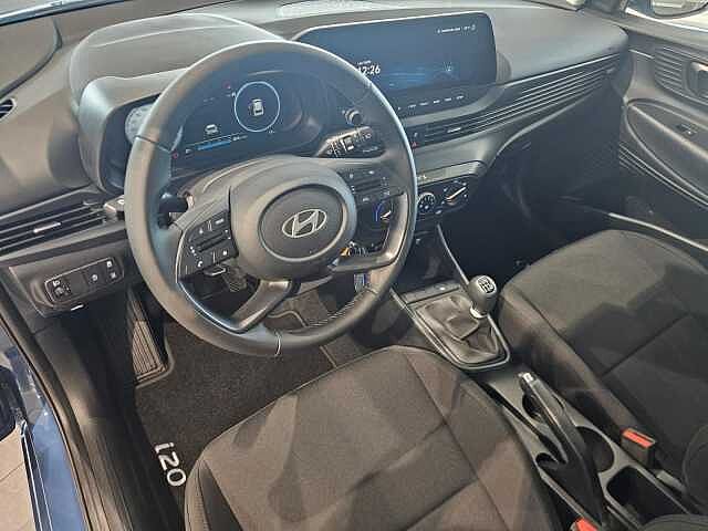Hyundai i20 1.2 MPI MT Connectline