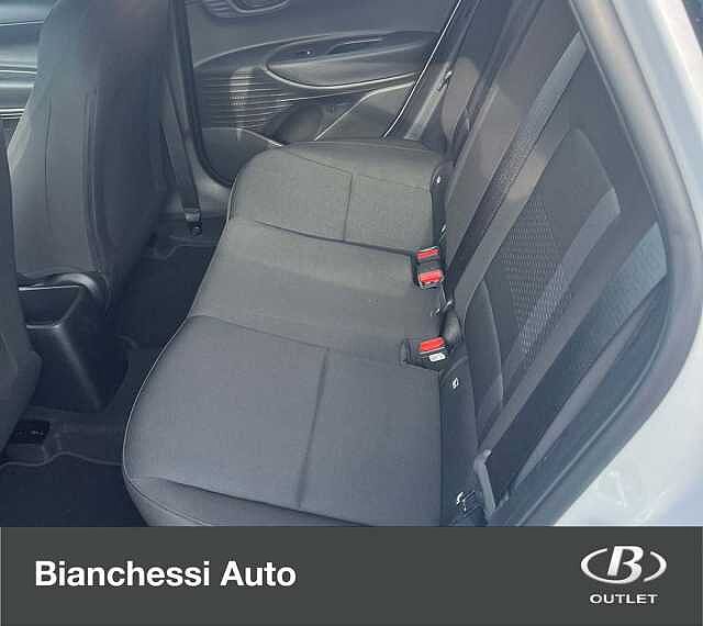 Hyundai i20 1.2 MPI MT Connectline