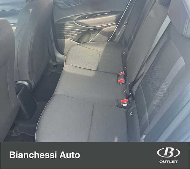 Hyundai i20 1.2 MPI MT Connectline