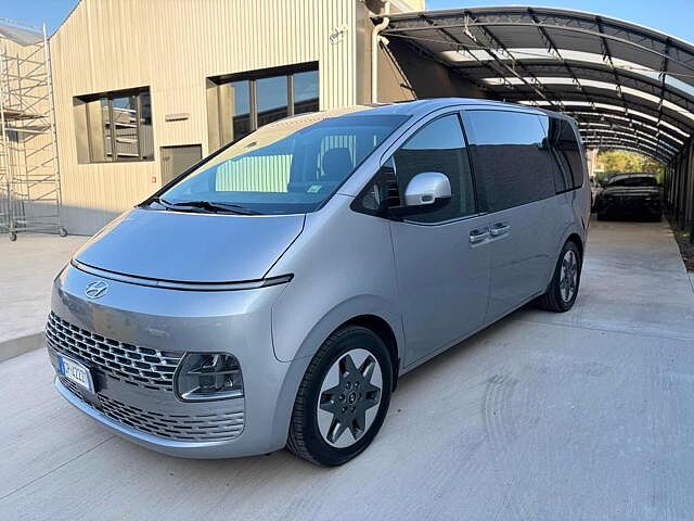 Hyundai STARIA 2.2 MT 2WD 9 posti Wagon