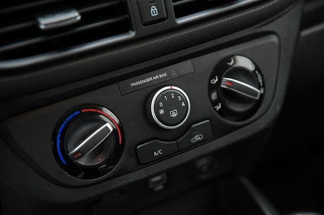 Hyundai i10 i10 1.0 mpi Tech