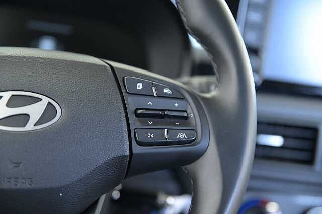 Hyundai i10 i10 1.0 mpi Connectline Navi Pack auto