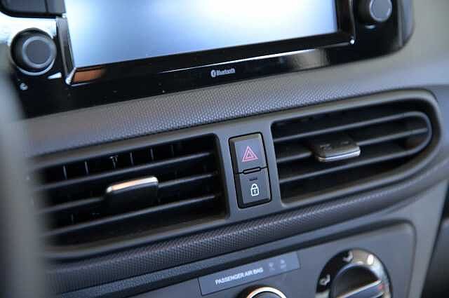 Hyundai i10 i10 1.0 mpi Connectline Navi Pack
