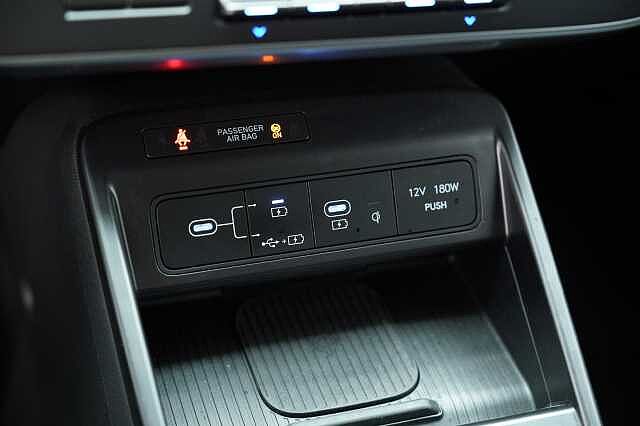 Hyundai  NEW KONA 1.6 HEV DCT X CLASS