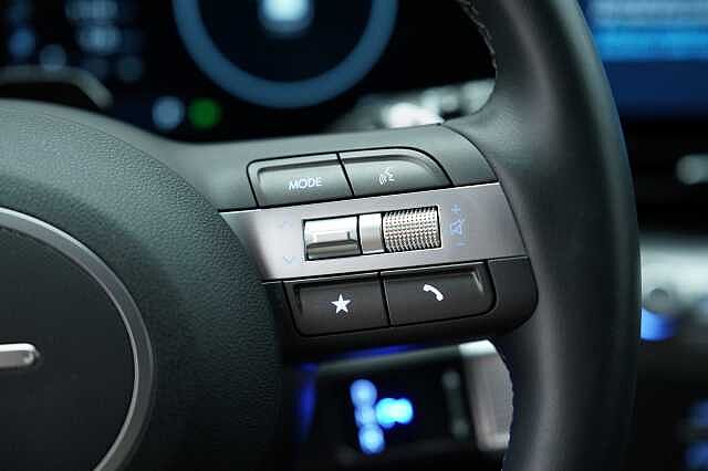 Hyundai  NEW KONA 1.6 HEV DCT X CLASS