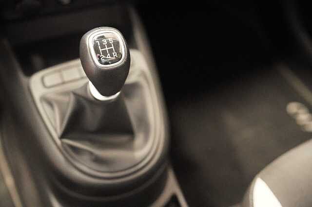 Hyundai i10 i10 1.0 mpi Tech Connect Pack