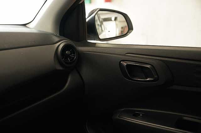 Hyundai i10 i10 1.0 mpi Tech Connect Pack