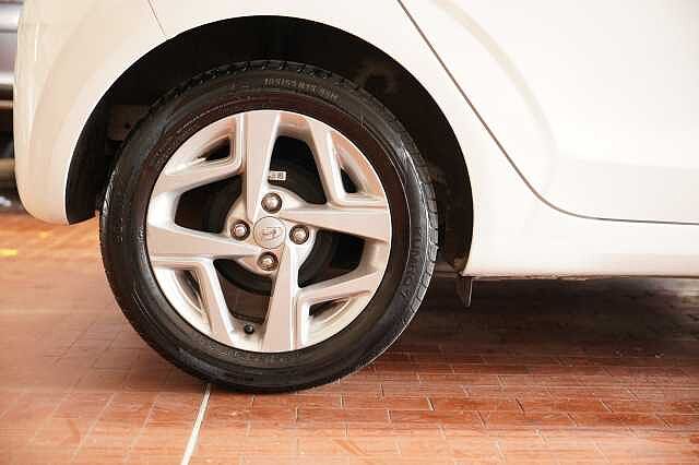 Hyundai i10 i10 1.0 mpi Tech Connect Pack