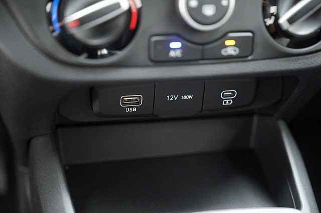 Hyundai i10 I10 PE MY25 5P 1.0 MT CONNECTLINE