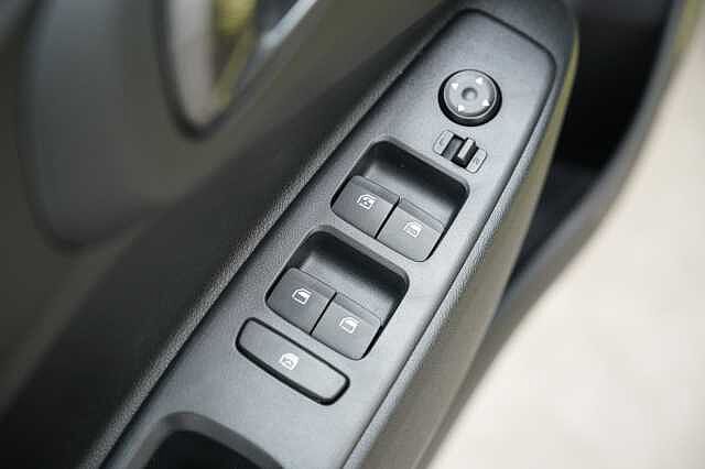 Hyundai i10 I10 PE MY25 5P 1.0 MT CONNECTLINE