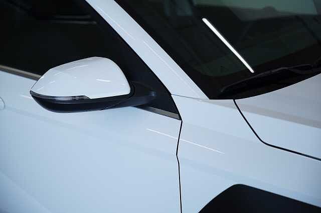 Hyundai KONA KONA ICE MY25 1.0T 48V MT XLINEPLUS