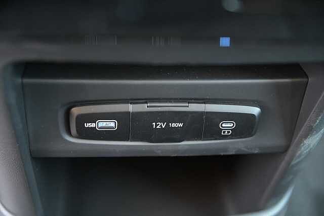 Hyundai STARIA STARIA HEV 1.6T 9 POSTI WAGON AT 2WD