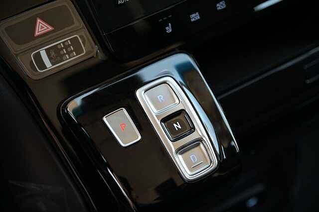 Hyundai STARIA STARIA HEV 1.6T 9 POSTI WAGON AT 2WD