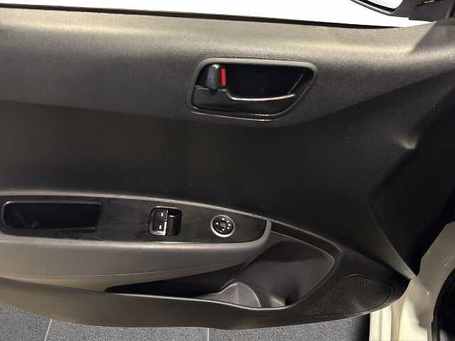 Hyundai i10 i10 1.0 Tech econext Gpl my19