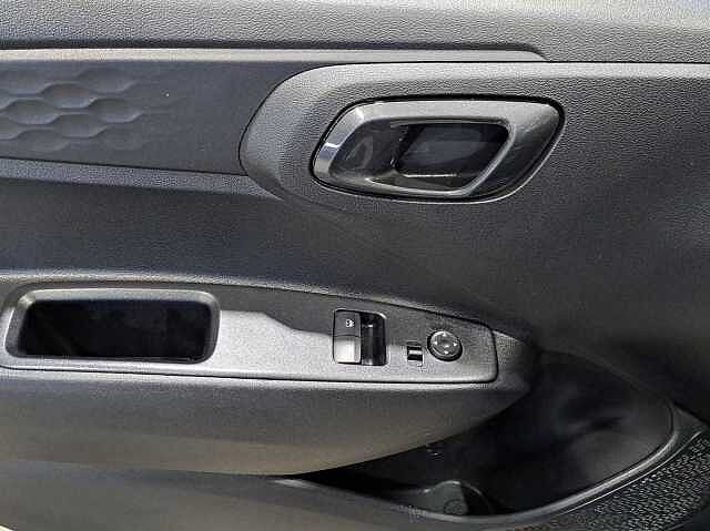 Hyundai i10 i10 1.0 mpi Tech at