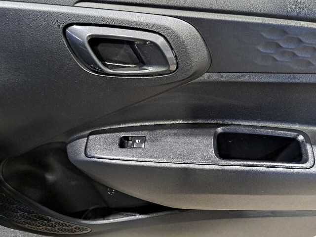 Hyundai i10 i10 1.0 mpi Tech at