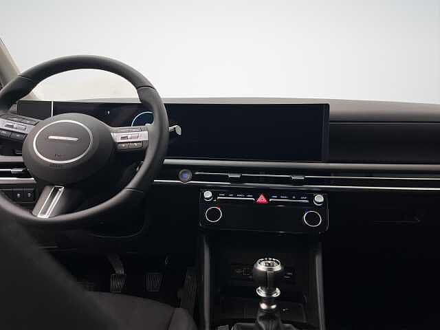 Hyundai TUCSON TUCSON PE 1.6TGDI MT 48V BUSINESS