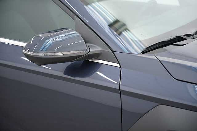 Hyundai KONA KONA MY25 1.0 TGDI 48V MT XCLASS+CP