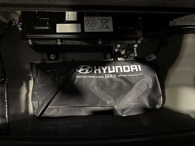 Hyundai BAYON BAYON PE  1.0T XCLASS 48V DCT white