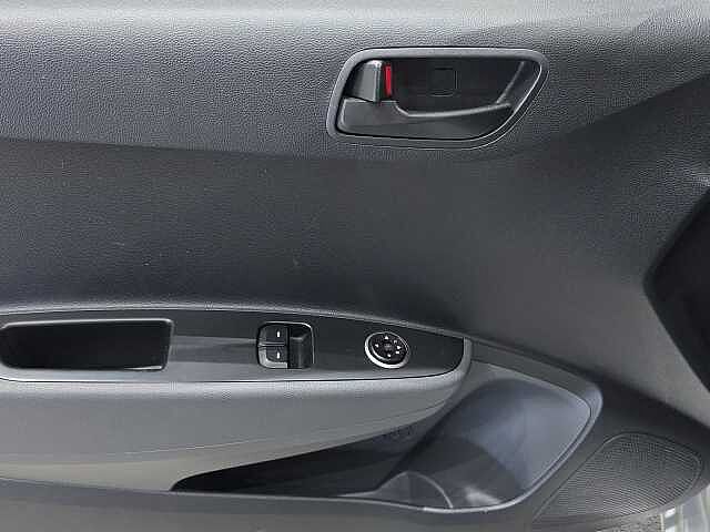 Hyundai i10 i10 1.0 Tech my19