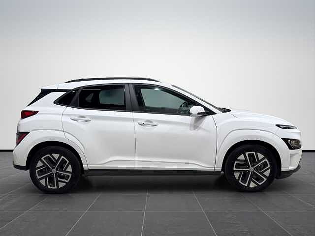 Hyundai KONA KONA 64 kWh EV Exclusive