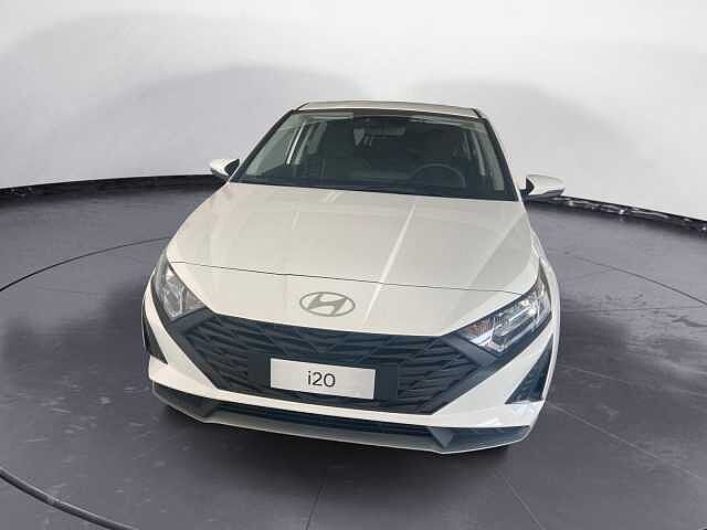 Hyundai i20 1.2 MPI MT Connectline