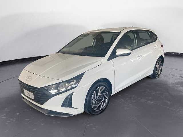 Hyundai i20 1.2 MPI MT Connectline