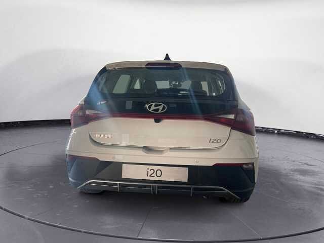 Hyundai i20 1.2 MPI MT Connectline