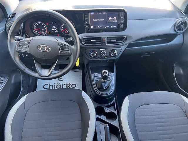 Hyundai i10 1.0 MPI Tech + Connect Pack