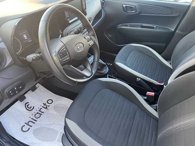 Hyundai i10 1.0 MPI Tech + Connect Pack