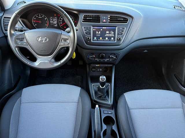 Hyundai i20 1.2 5 porte Tech