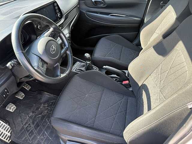 Hyundai BAYON 1.2 MPI MT XLine