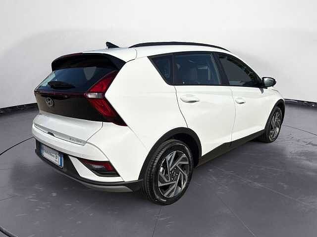 Hyundai Bayon 1.2 MPI MT XLine Bianco