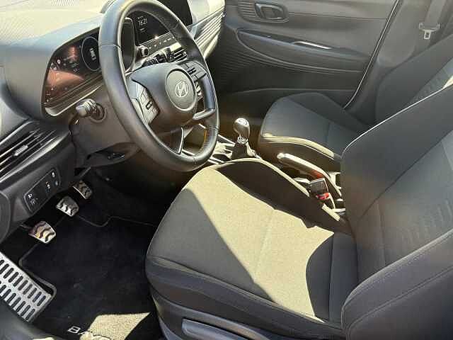 Hyundai Bayon 1.2 MPI MT XLine Bianco