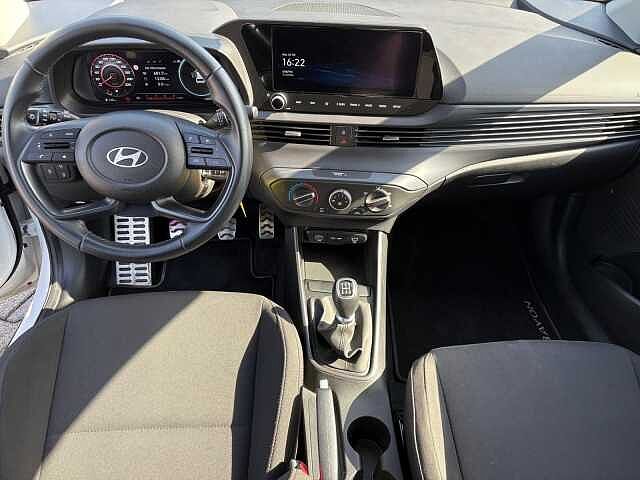 Hyundai Bayon 1.2 MPI MT XLine Bianco