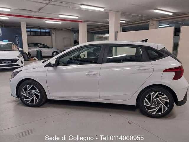 Hyundai i20 1.2 MPI MT ConnectLine