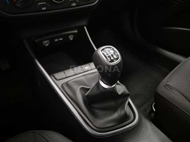 Hyundai i20 1.2 mpi connectline 79cv mt