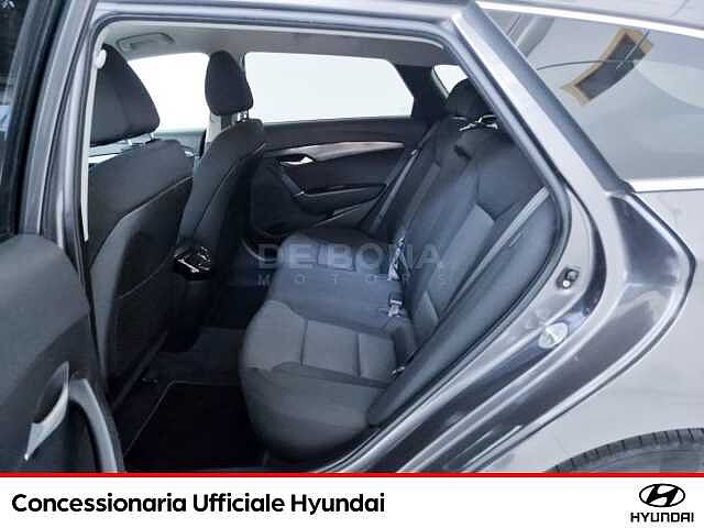 Hyundai i40 wagon 1.6 crdi business 136cv dct