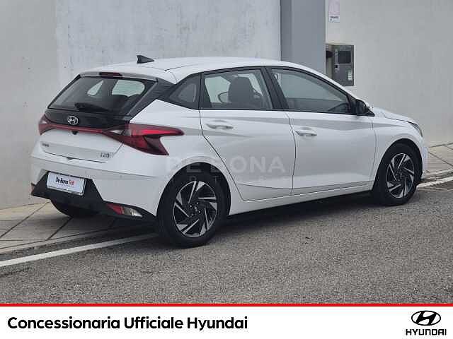 Hyundai i20 1.2 connectline gpl BIANCO