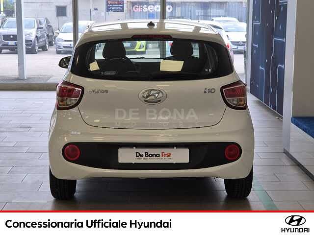 Hyundai i10 1.0 connectline BIANCO