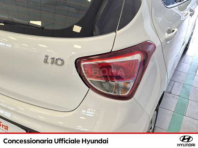 Hyundai i10 1.0 connectline BIANCO