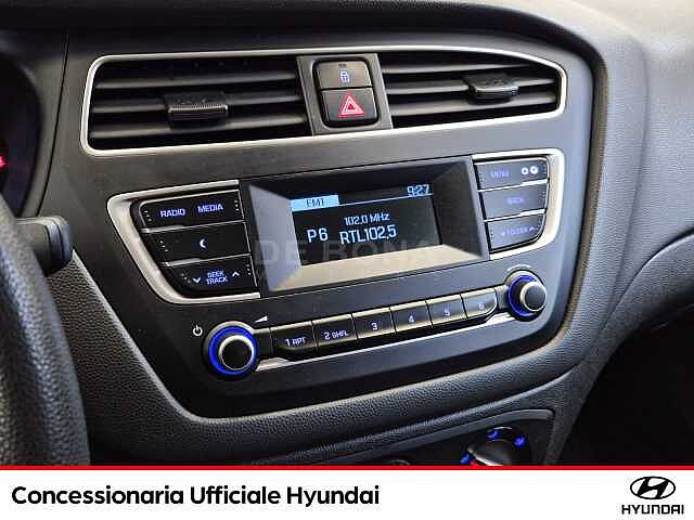 Hyundai i20 5p 1.2 mpi style 84cv BIANCO