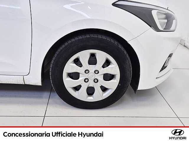 Hyundai i20 5p 1.2 mpi style 84cv BIANCO