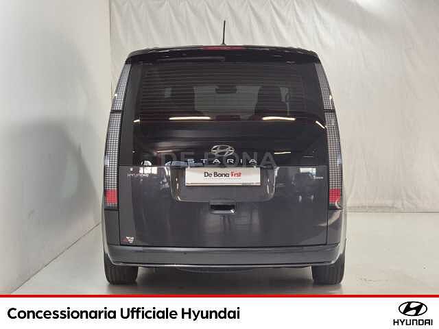 Hyundai STARIA 2.2 luxury awd auto