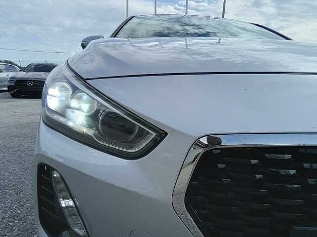Hyundai i30 i30 1.4 t-gdi Style dct