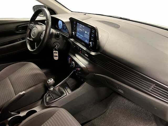 Hyundai i20 i20 1.2 MPI MT ConnectLine