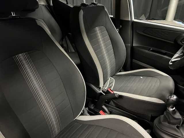 Hyundai i10 i10 1.0 mpi Tech Connect Pack