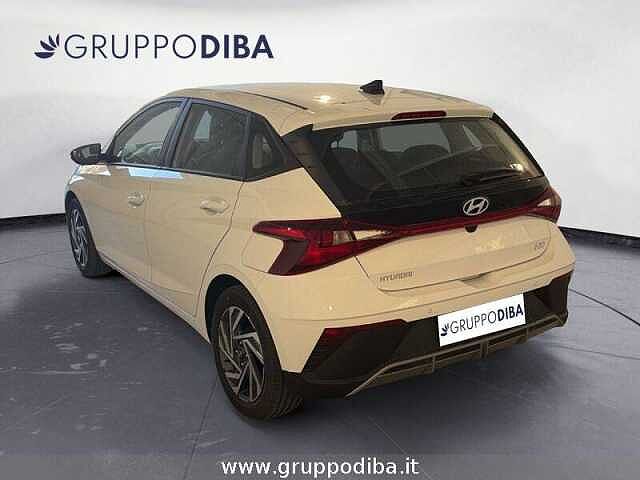 Hyundai i20 1.1 MPI MPI DOHC Pet PE MY25 1.2 MT CONNECTLINE