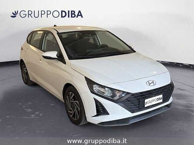 Hyundai i20 1.1 MPI MPI DOHC Pet PE MY25 1.2 MT CONNECTLINE