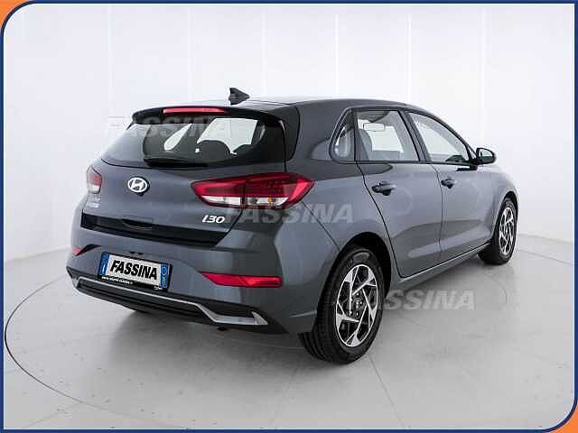 Hyundai i30 1.0 T-GDI iMT 48V 5 porte Business 100 cv AUTO.